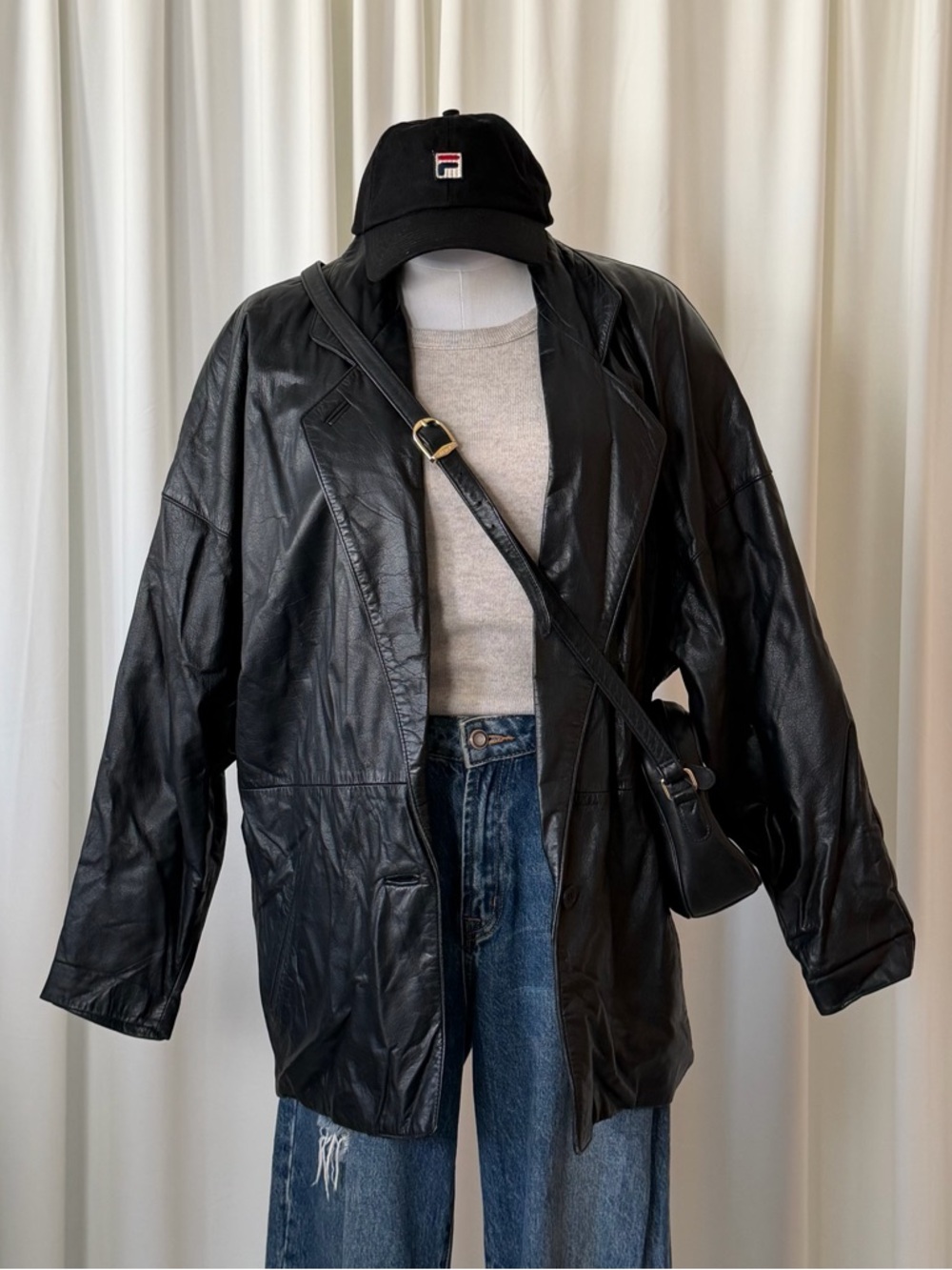 Toffs Vintage 90s Black Leather Jacket Size Medium.